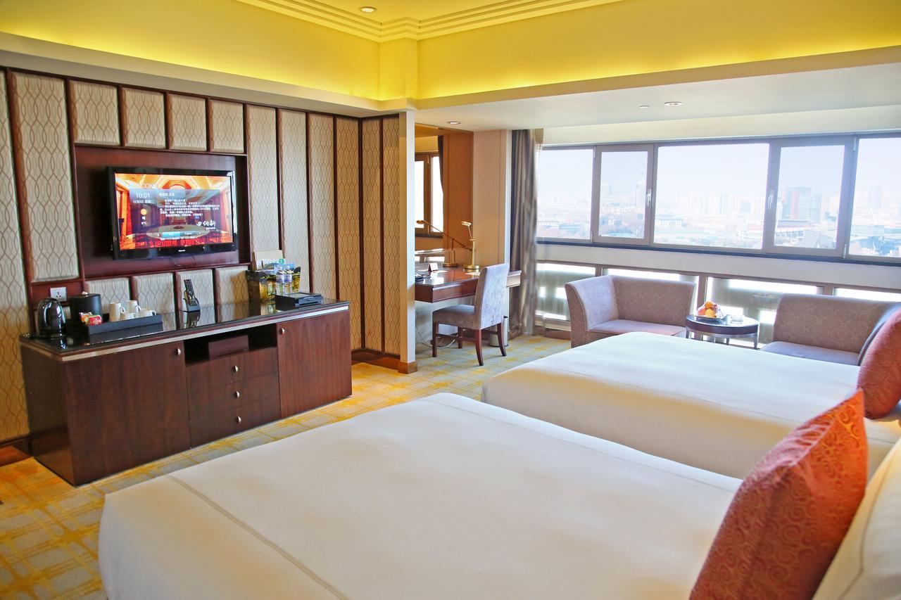 Shan Dong Hotel Jinan Exteriör bild