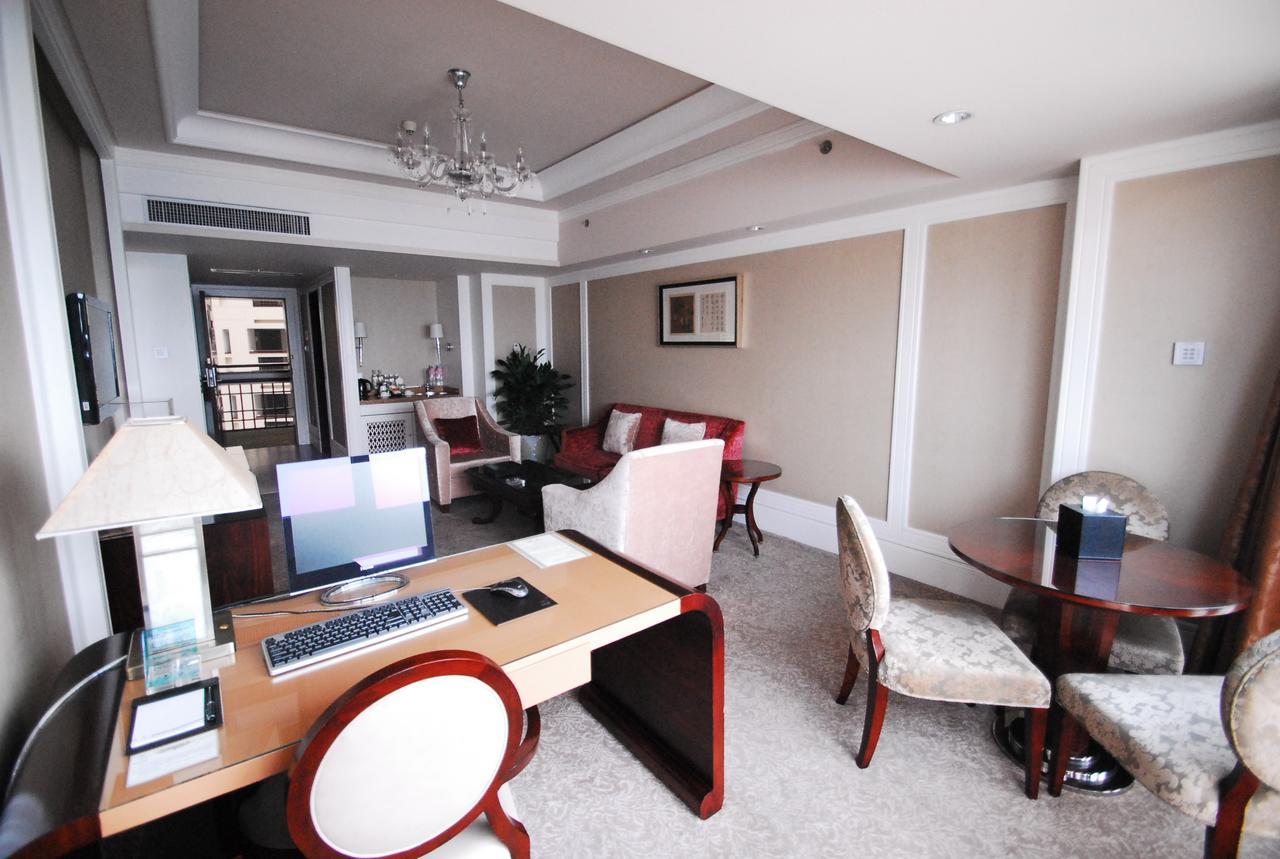 Shan Dong Hotel Jinan Exteriör bild