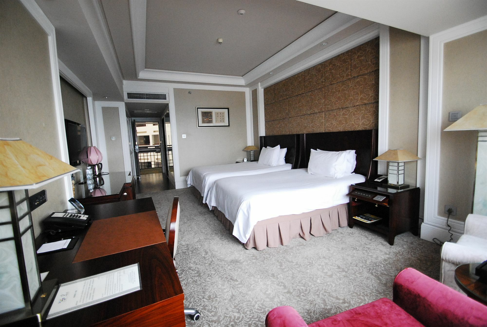 Shan Dong Hotel Jinan Exteriör bild
