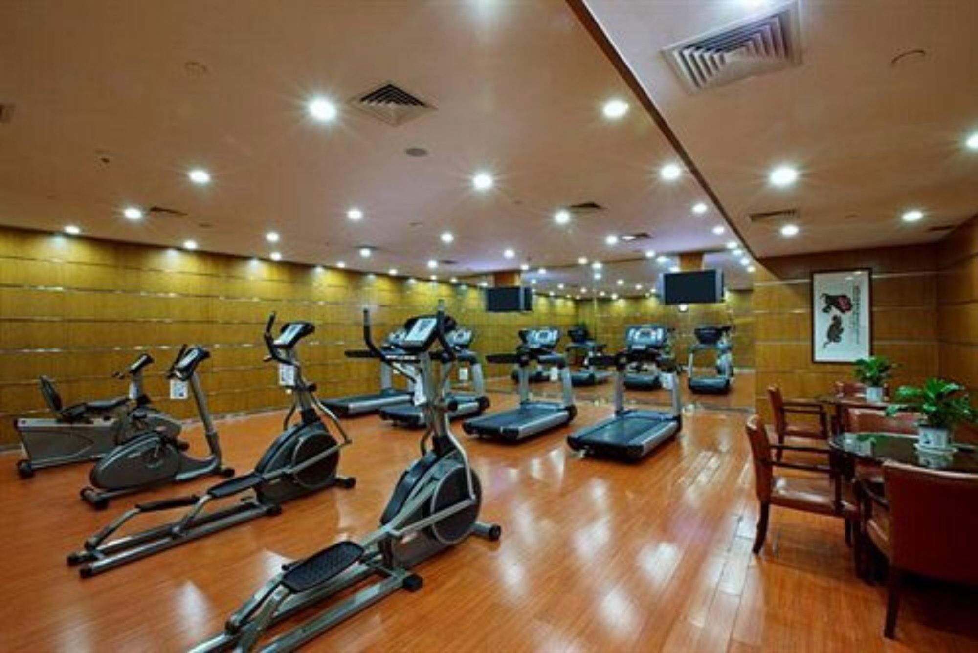 Shan Dong Hotel Jinan Exteriör bild